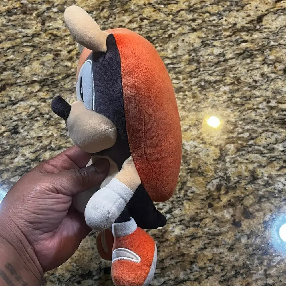 Mighty the Armadillo Sonic Plush Toy‎ Sega Hedgehog Stuffed Animal Video Game